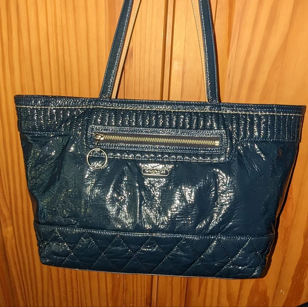 Coach Poppy liquid gloss soft navy patent leather tote.18674